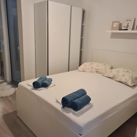Apartment Mirjana Макарська Екстер'єр фото