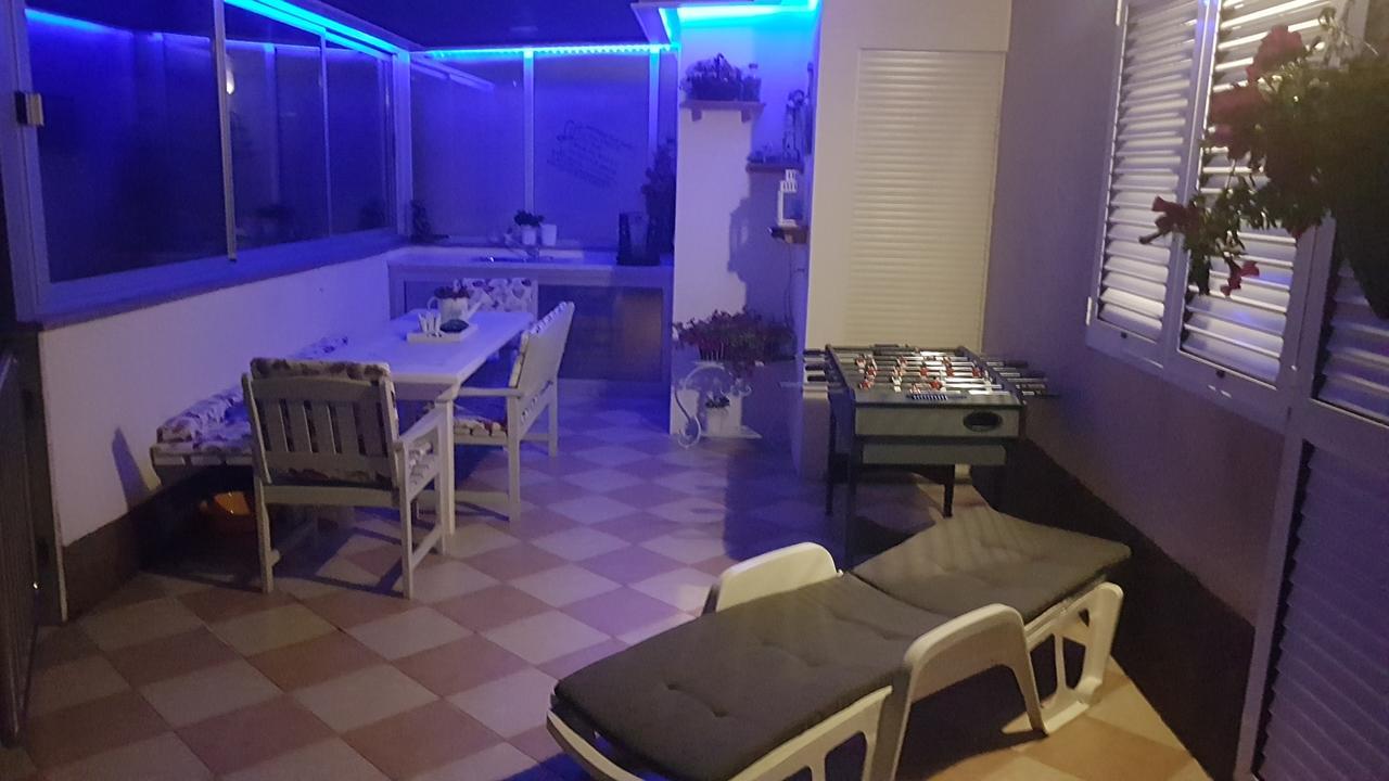 Apartment Mirjana Макарська Екстер'єр фото