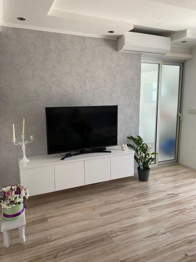 Apartment Mirjana Макарська Екстер'єр фото
